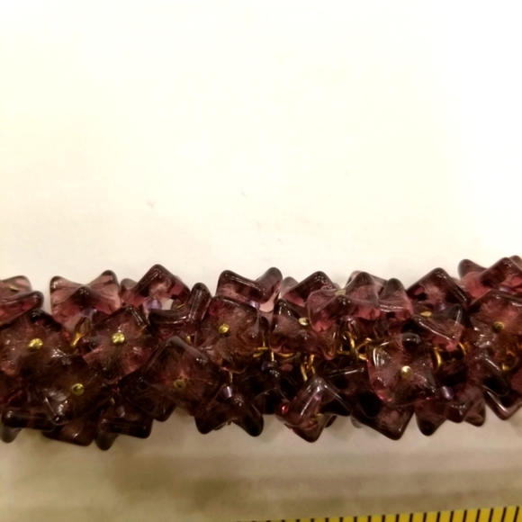 Genuine hand-carved Amethyst Flower Beads & Gold Toggle Clasp Cluster Bracelet! - Picture 7 of 12